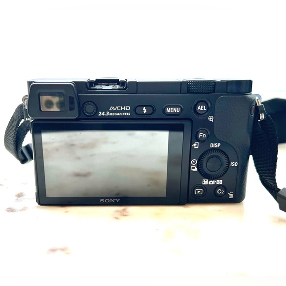 Sony Αlpha a6000 Mirrorless Camera - Full Bundle!! - Picture 7 of 15